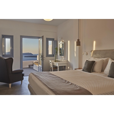 Superior with Jetted Tub image